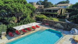 Villa Moulin des Graniers, Centre